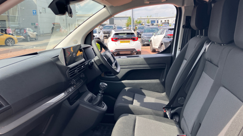 Toyota Proace L2 Diesel 2.0D 145 Icon Van